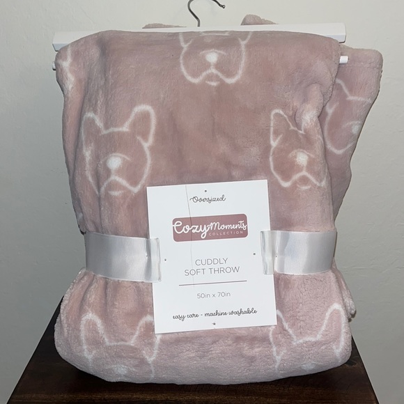 cozy moments Other - 🐾FRENCHIE SILHOUETTE THROW🐶